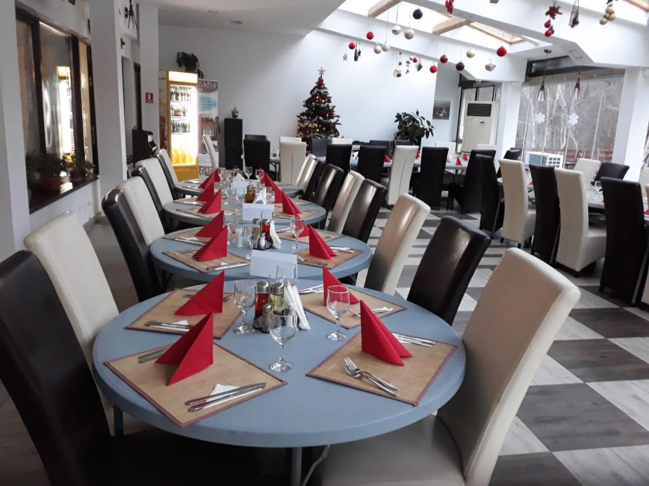 Hotel Zada Predeal Ngoại thất bức ảnh