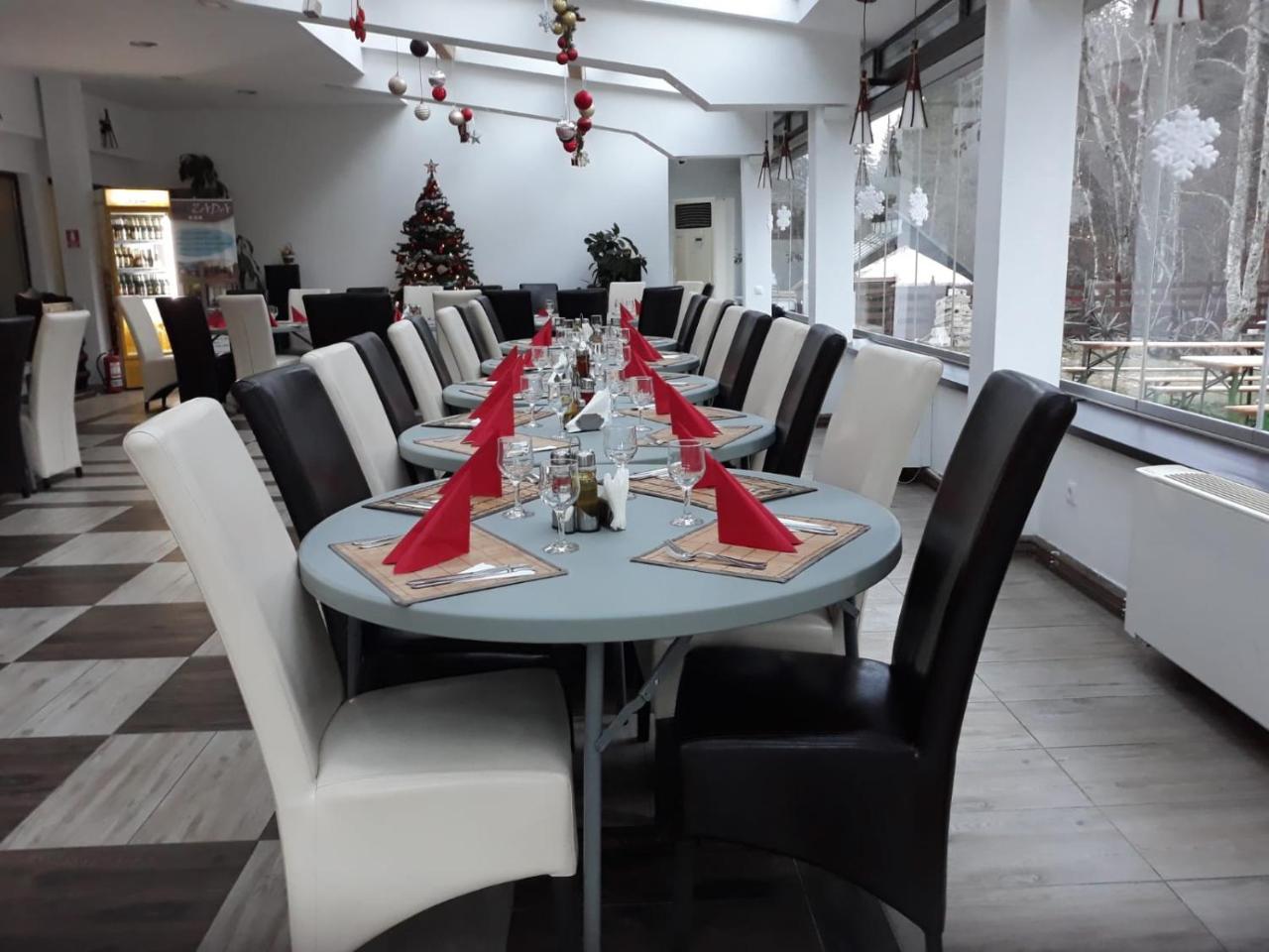 Hotel Zada Predeal Ngoại thất bức ảnh